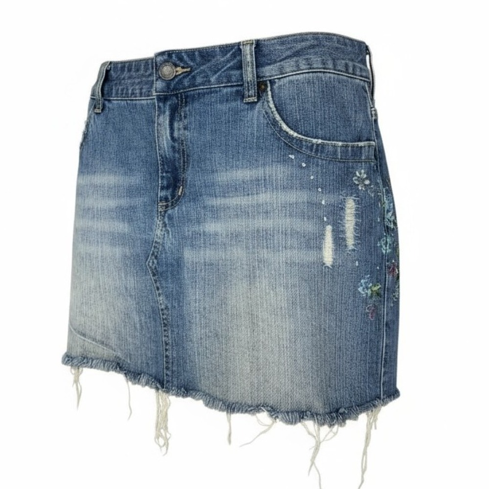 Aeropostale Distressed Cut-Off‎ Denim Mini Skirt Size 11/12 Y2K Blue Jean Flair